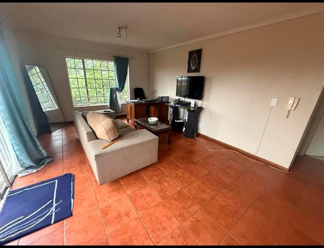 2 BEDROOM APARTMENT FOR SALE IN THE REEDS